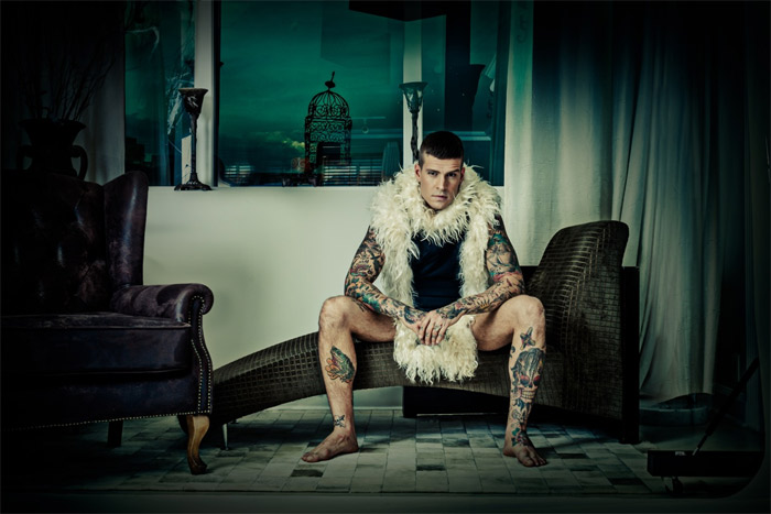 Mateus Verdelho posa para editorial de moda