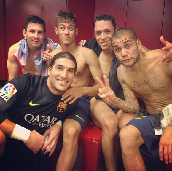 Neymar Jr. celebra gol na vitória do Barcelona com foto no Instagram