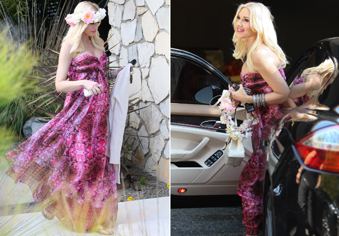 Gwen Stefani esconde a barriga de grávida com vestido soltinho