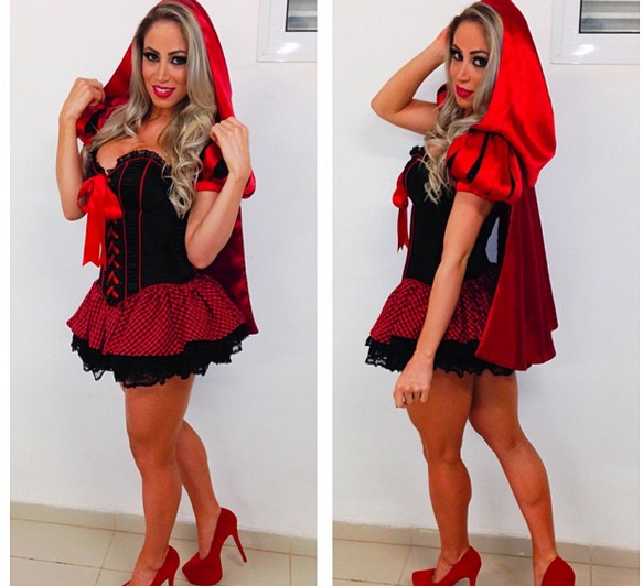 Ex-Panicat Carol Narizinho ataca de chapeuzinho vermelho sexy
