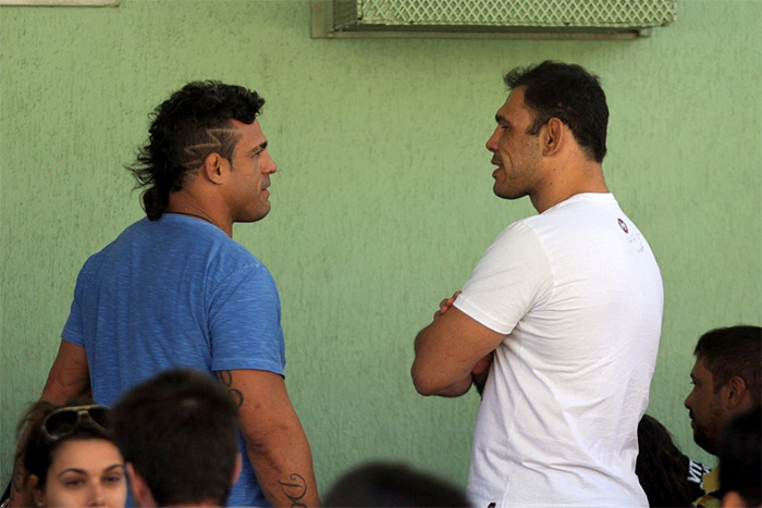 Vitor Belfort encontra com Rodrigo Minotauro, no Rio 