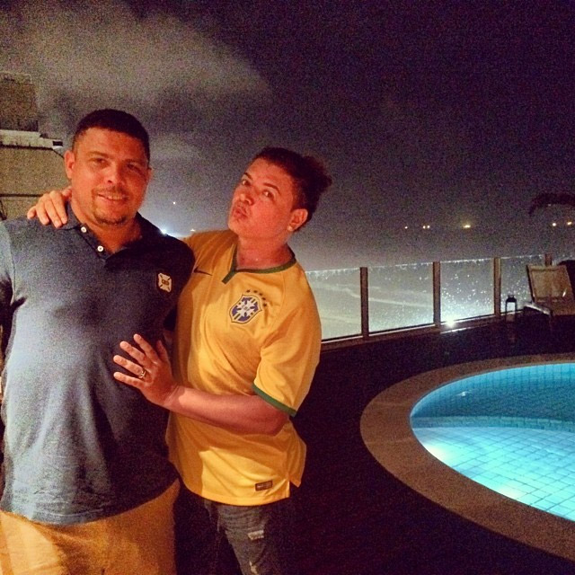 David Brazil posta foto com Ronaldo: “Amigo fenomenal”