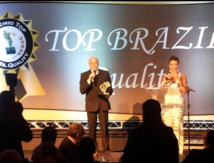 Blota Filho recebe o prêmio Top Brazil Quality 