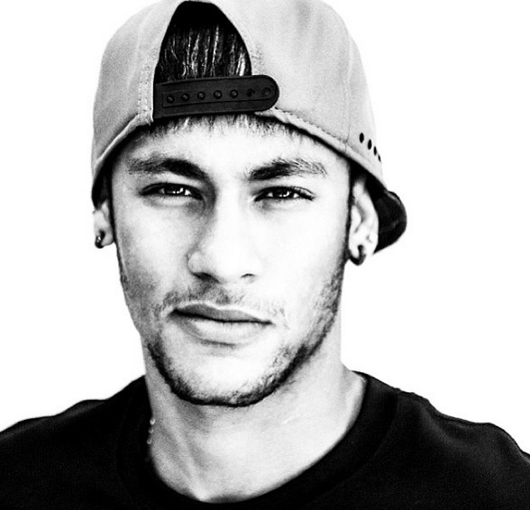 Neymar passa mensagem de otimismo: “Faço da dificuldade minha motivação”