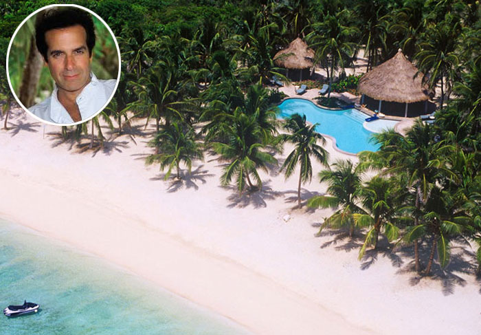 Seja hóspede de um famoso e curta férias dignas de um estrela de Hollywood: Copperfield Bay: David Copperfield é o proprietário de um resort, espalhado por quatro pequenas ilhas em Exumas, sul das Bahamas . 