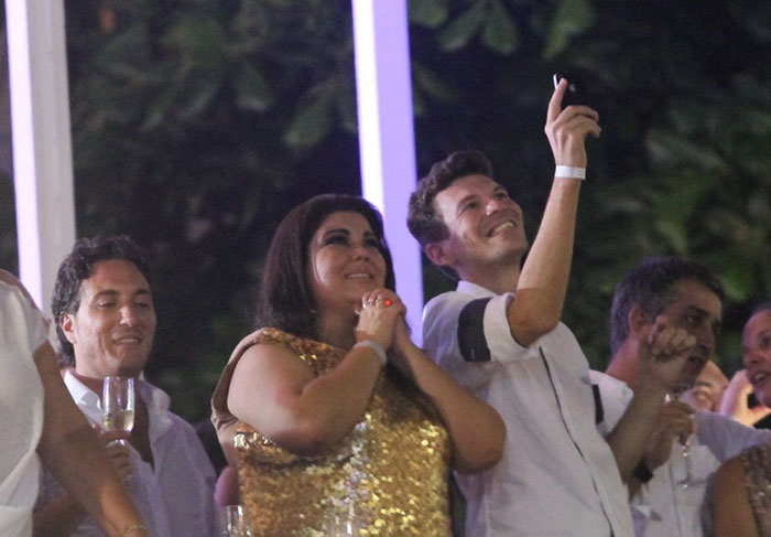 Fabiana Karla estava com o namorado Bruno Muniz, no Copacabana Palace
