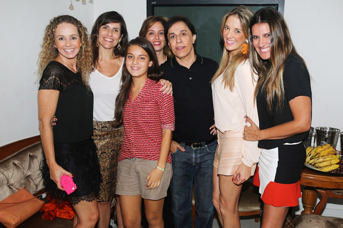 Debora Quintela, Cintia Araium e sua filha, Patrícia (esposa de Tom), Tom Cavalcante, Tici Pinheiro e Andrea Guimarães