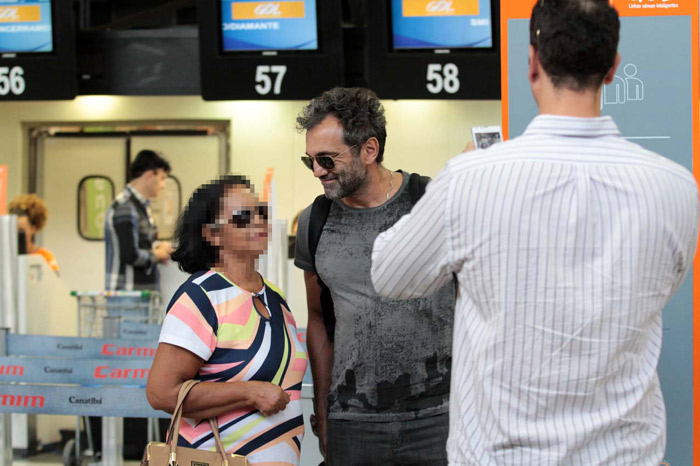  Fiuk,Sophia Abraão e outros famosos embarcam no aeroporto de Congonhas, em São Paulo