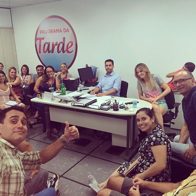 Ticiane Pinheiro posta foto de reunião criativa do Programa da Tarde