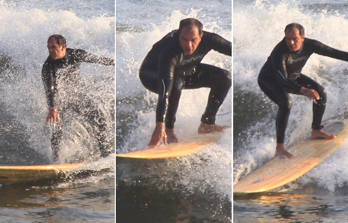 Humberto Martins dá show de habilidade no surfe no Rio de Janeiro
