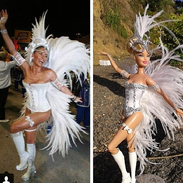 Adriane Galisteu vira Barbie carnavalesca