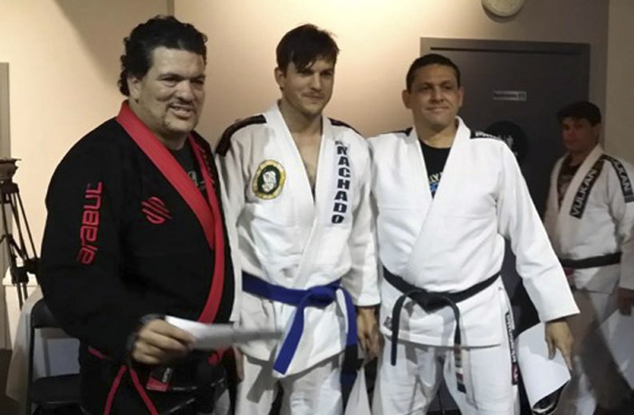  Ashton Kutcher sobe de nível no jiu-jitsu