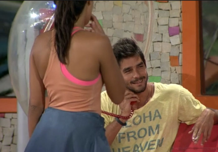 BBB14: Diego atende o Big Fone e está no paredão