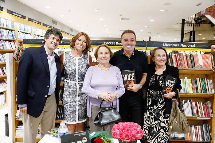 Beto Junqueyra, Aparecida Liberato,  Maria do Céu, Gugu e Germana Moraes