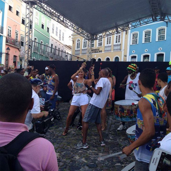  Helen Ganzarolli curte o Carnaval no Pelourinho, na Bahia