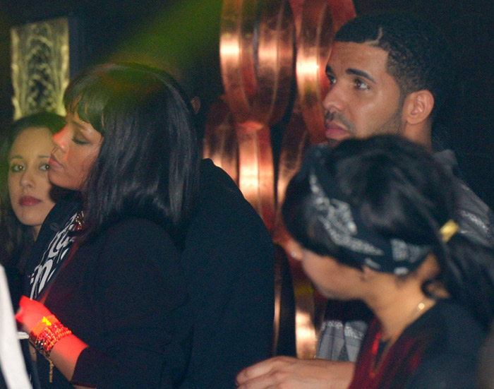Rihanna curte noitada com o ex Drake em Paris