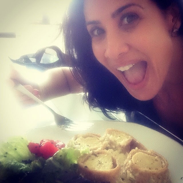  Scheila Carvalho mostra almoço saudável nas redes sociais