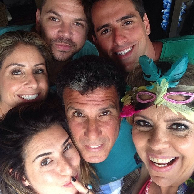 Astrid Fontenelle e amigos fazem a festa em Salvador