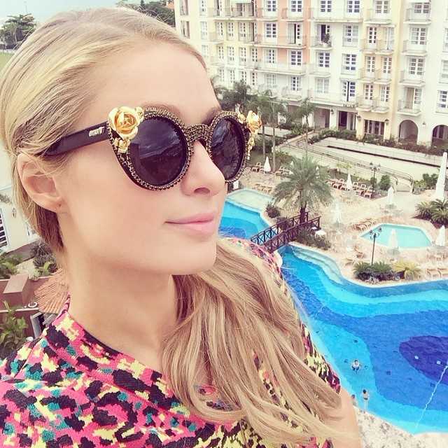 Paris Hilton vem curtir o Carnaval do Brasil