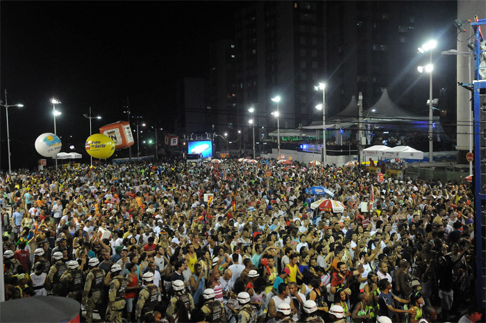 Salvador: Daniela Mercury reverencia Dorival Caymmi no Barra-Ondina