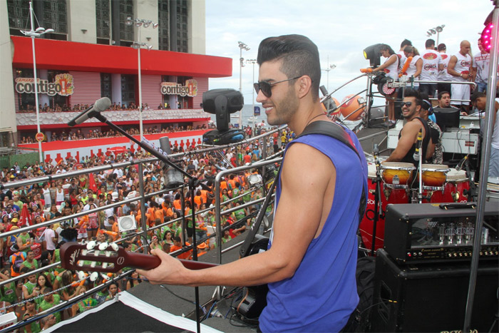 Gusttavo Lima se apresenta no Circuito Barra-Ondina