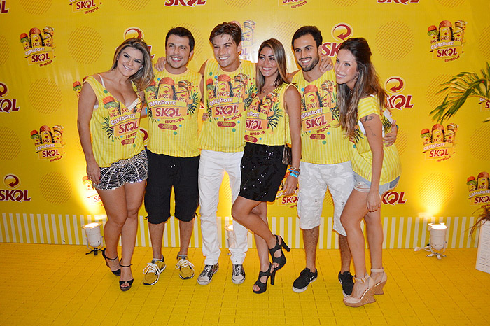 Mirela Santos e Wellington Muniz (Ceará), Raphael Sander e Carol Castro, Vitor Peres e Lizi Benites: Camarote Skol, em Salvador 