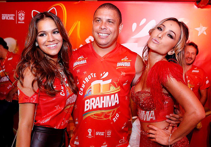 Bruna Marquezine, Ronaldo e Sabrina