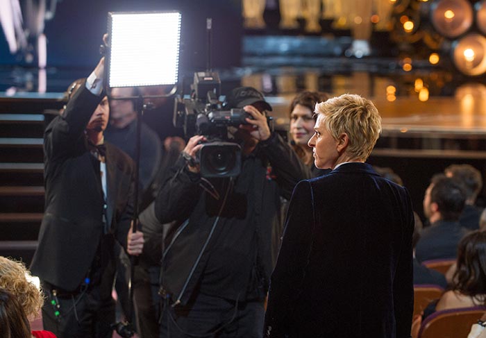 Direto do palco do Dolby Theatre, cenas do Oscar 2014: Ellen DeGeneres