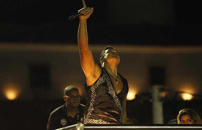 Harmonia do Samba comemora seus 20 anos agitando foliões 