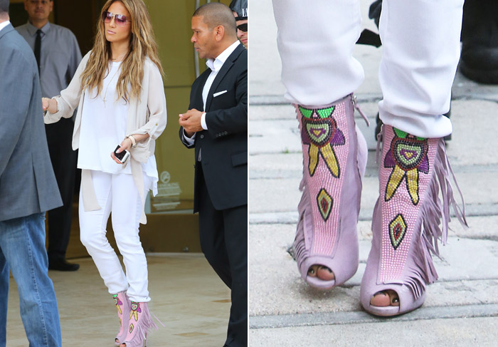 Jennifer Lopez passeia com botas excêntricas por Los Angeles