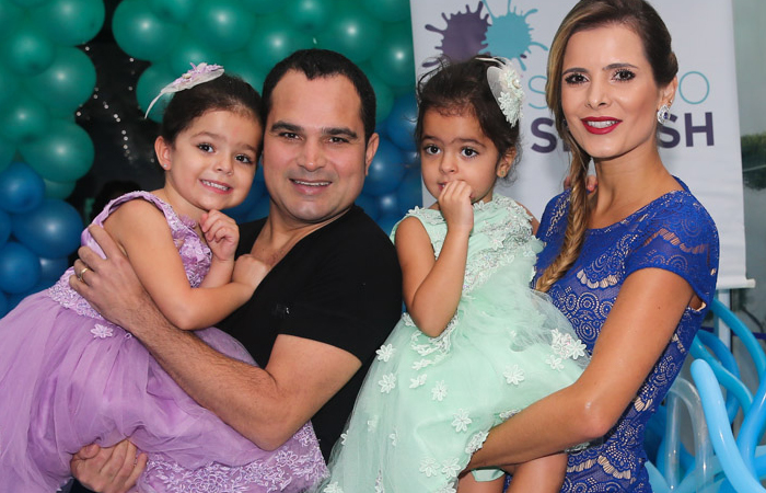 Filhas de Luciano Camargo comemoraram aniversário em SP