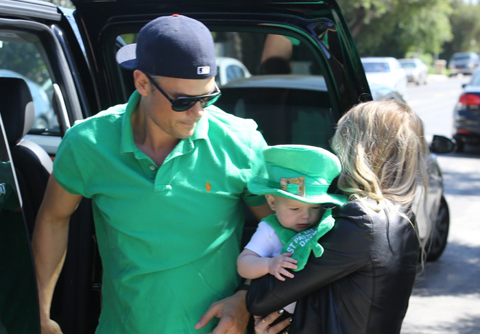 Fergie fantasia o filho para o St. Patrick’s Day