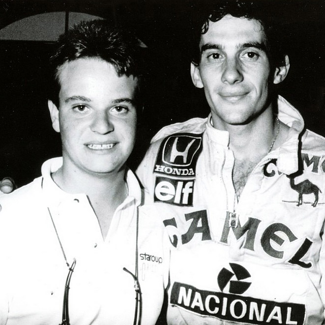Famosos homenageiam Ayrton Senna na data de seu aniversário