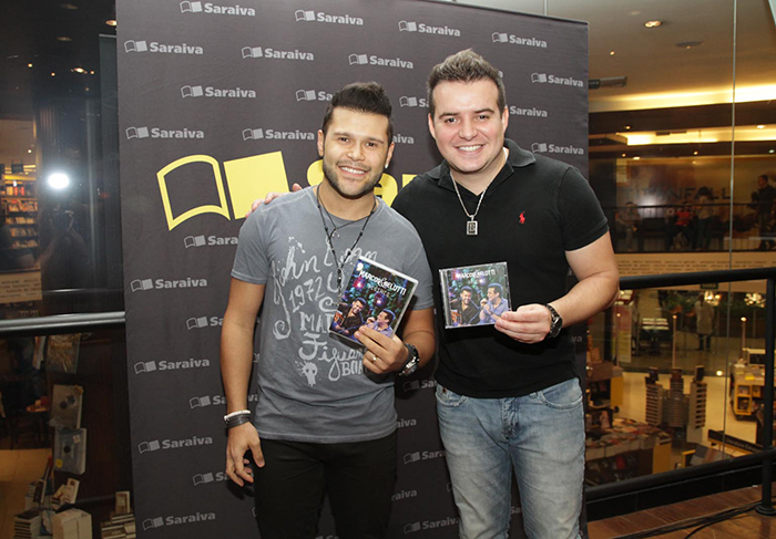 Marcos e Belutti lançam CD e DVD em São Paulo