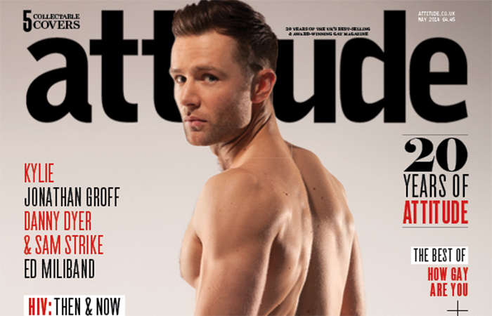 Harry Judd posa nu no aniversário de 20 anos da Attitude Magazine