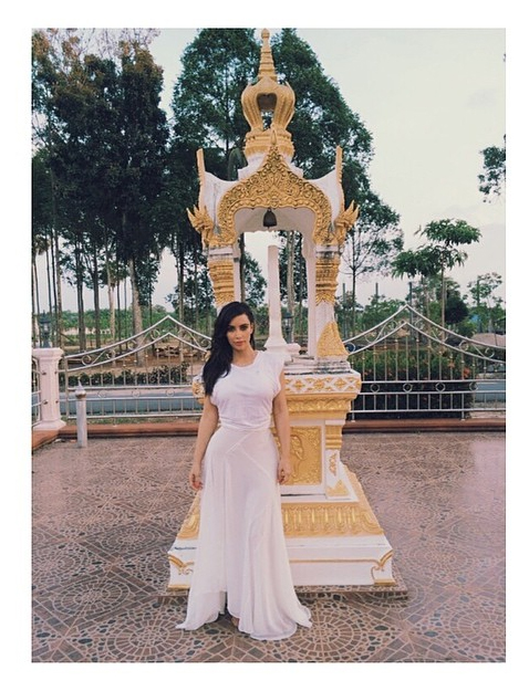  Kim Kardashian tira férias na Tailândia
