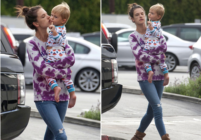 Alessandra Ambrósio curte folga com o filho Noah