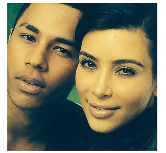 Kim Kardashian faz ensaio fotográfico em Paris