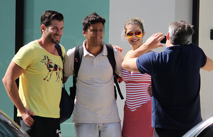 Ex-BBBs, Marcelo, Roni e Tatiele tomam café juntos no Rio de Janeiro