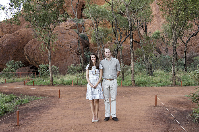 Príncipe William e Kate Middleton visitam tribo aborígene na Austrália