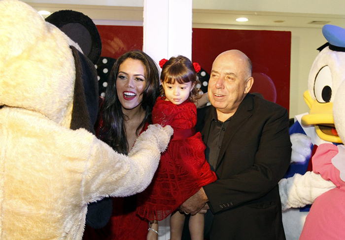 Daniela Albuquerque e Amilcare Dallevo Jr no aniversário de 2 anos da filha Alice