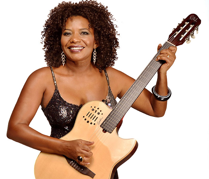  Margareth Menezes grava DVD em homenagem a Gilberto Gil e Caetano Veloso