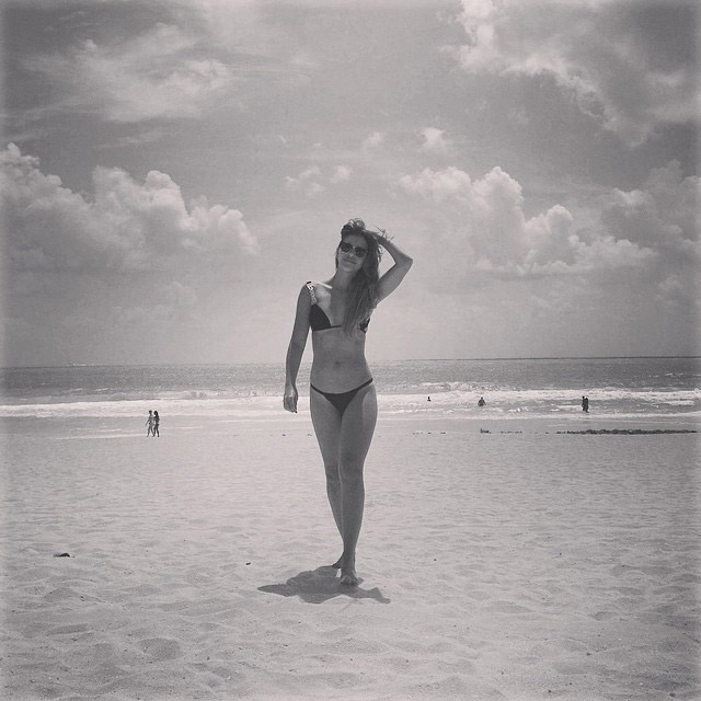 De férias, Mariana Rios aproveita as praias de Miami