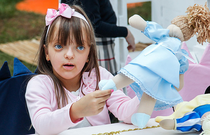 Guilhermina Guinle, Vera Viel vão à festa da filha de Mariana Kupfer