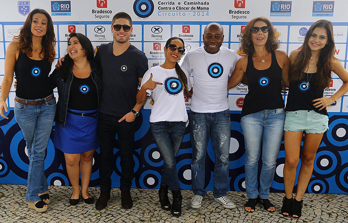 Vanessa Gerbelli, Ângela Maria e outras estrelas prestigiam corrida no Rio