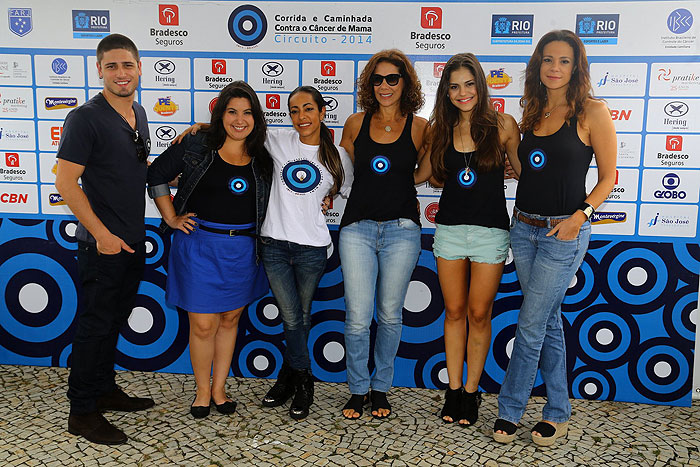 Vanessa Gerbelli, Ângela Vieira, Samantha Schumtz e outras estrelas prestigiam corrida no Rio