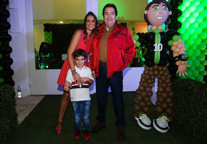 Fausto Silva e Luciana Cardoso com Rodrigo
