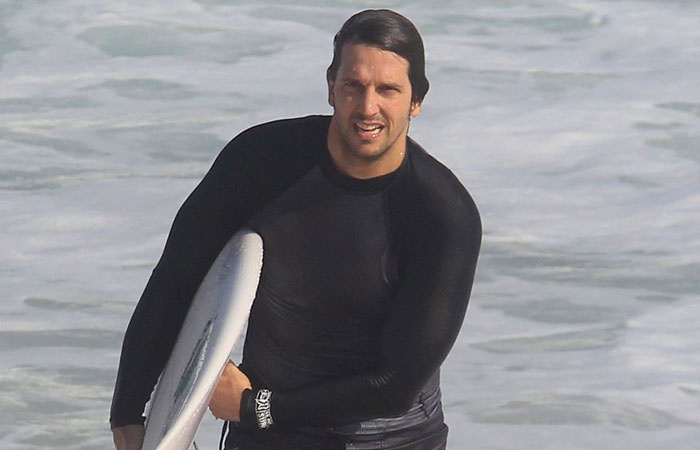 Vladimir Brichta arrasa nas ondas da praia do Recreio dos Bandeirantes