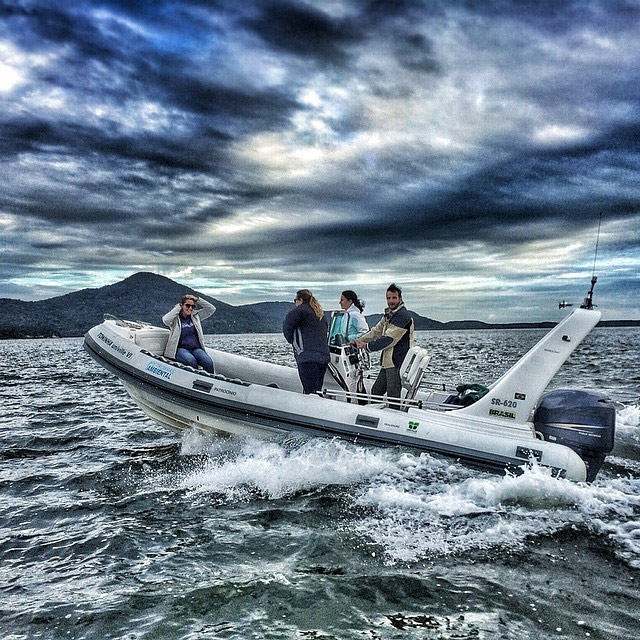 Aventureiro, Max Fercondini registra expedição marítima no Instagram