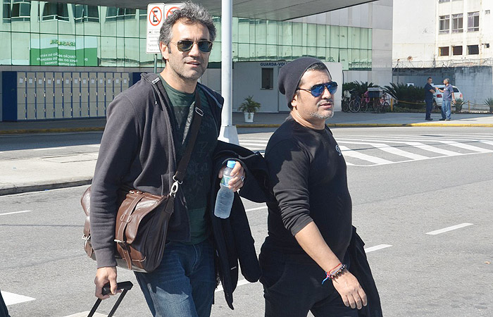 Ponte aérea de galãs: Domingos Montagner e Marcelo Zagonel embarcam no Rio